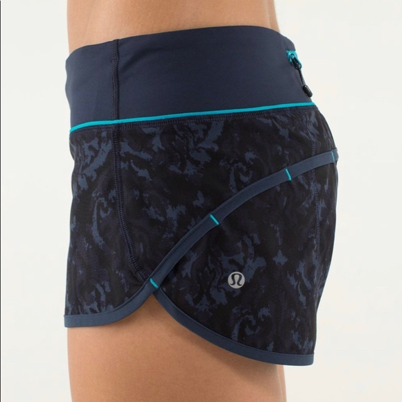 Lululemon Speed Shorts Baroque Inkwell Surge Sz 4 - Picture 8 of 8